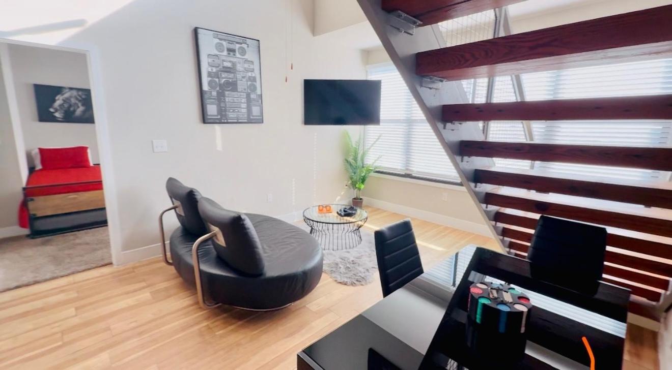 Cowboy Live, Laugh, & Loft Fort Worth 2 Bedroom Loft Downtown Zewnętrze zdjęcie